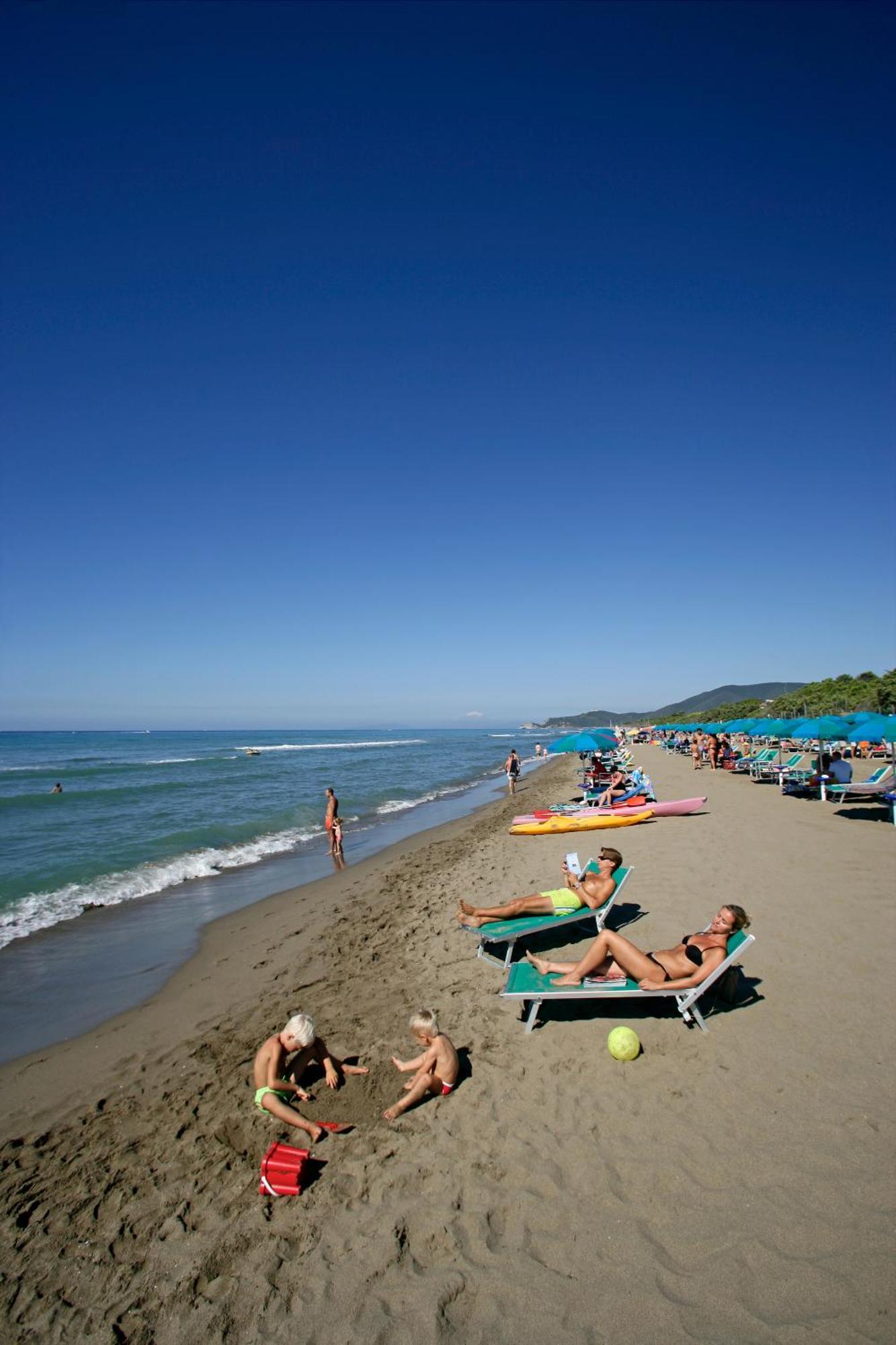 Camping Maremma Sans Souci Castiglione della Pescaia Exterior photo