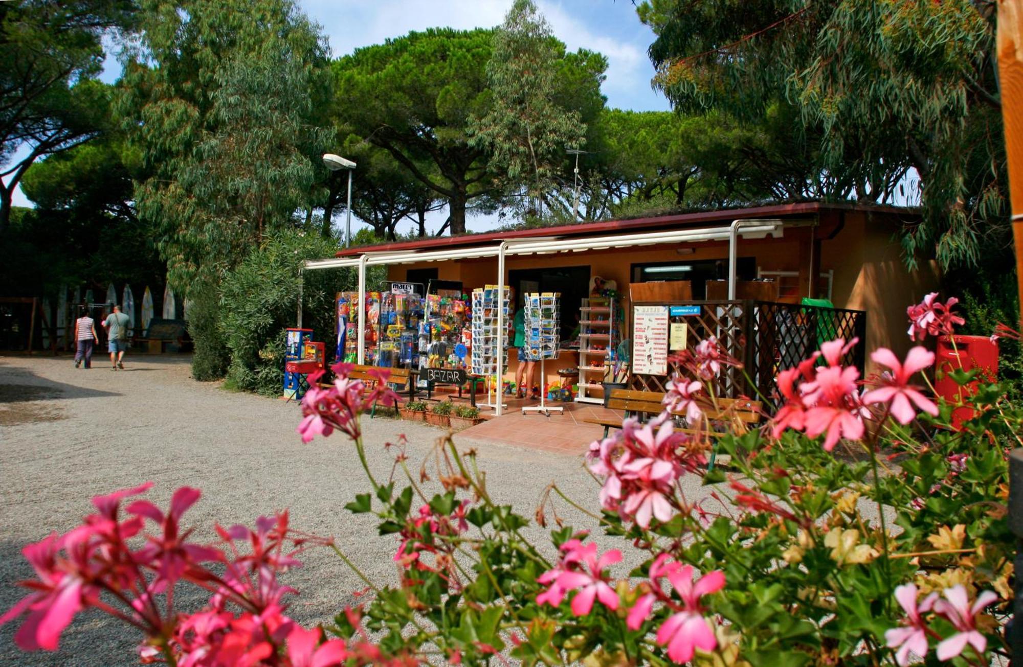 Camping Maremma Sans Souci Castiglione della Pescaia Exterior photo
